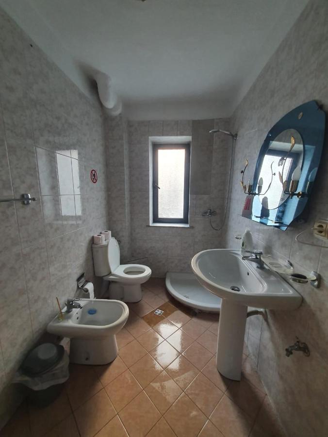 New# Bright Apartment-Tirana City Center Exteriör bild
